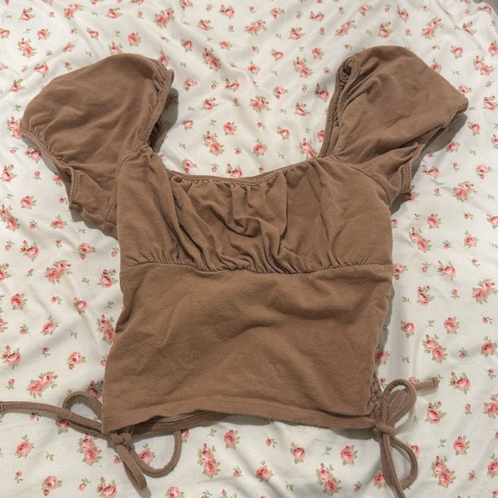Holister Brown Top Puff Sleeve